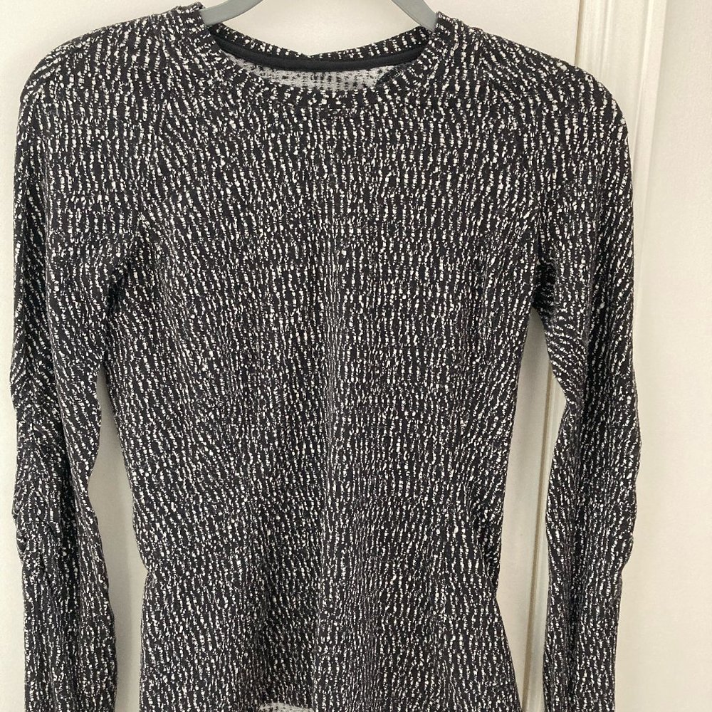 Lululemon long sleeve top